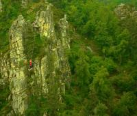 tyrolienne-geante-lozere-evasion.jpg